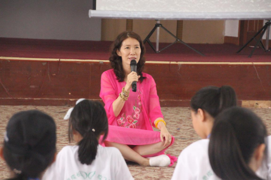 感恩、仁愛(ài)、快樂(lè)、信仰——爸媽在線第八屆《心靈成長(zhǎng) 放飛夢(mèng)想》夏令營(yíng)開(kāi)營(yíng)啦！