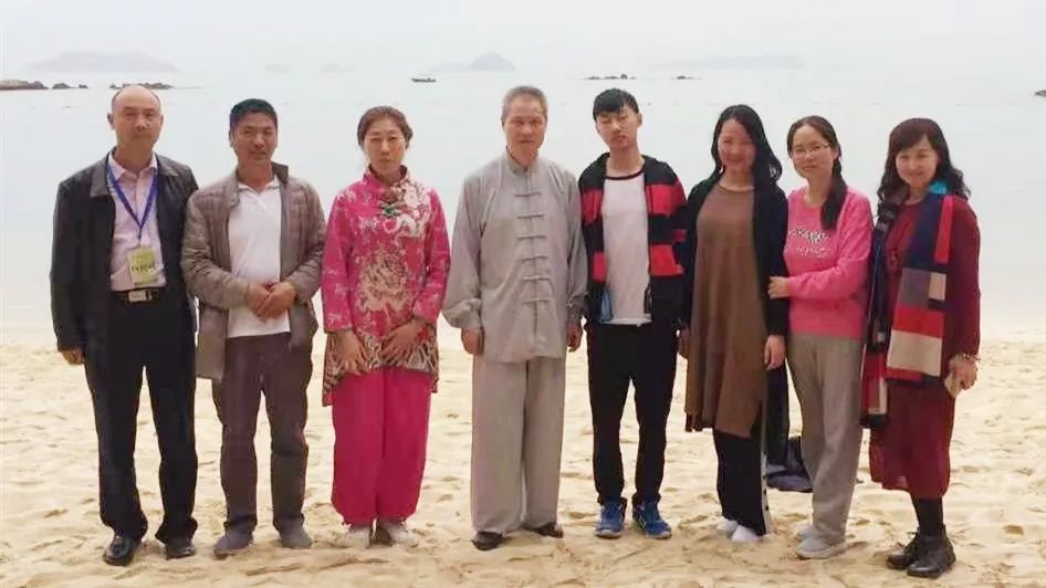 孩子突然不上學了？是提醒家長要覺醒了！