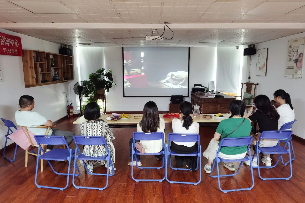 1728631824714882.jpg 1728631824714882.jpg