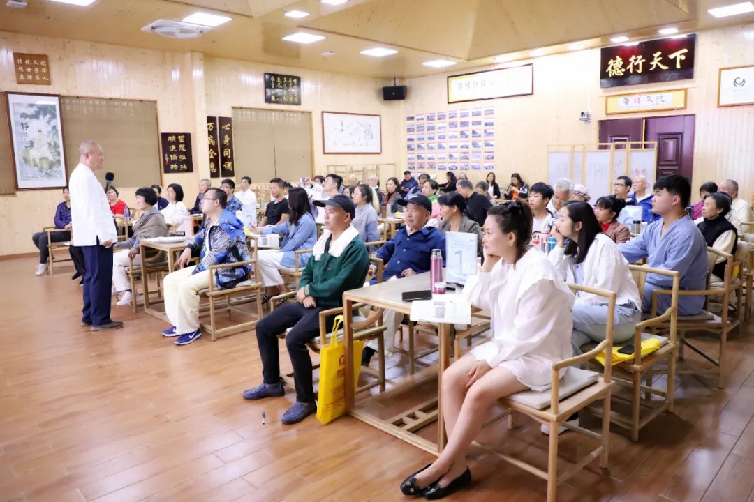 1728976533711359.jpg 1728976533711359.jpg