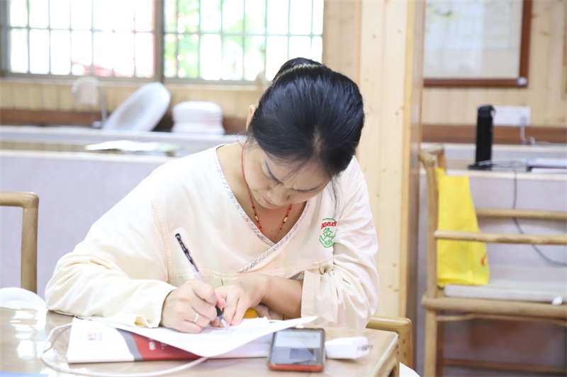 1729301975330900.jpg 2.jpg