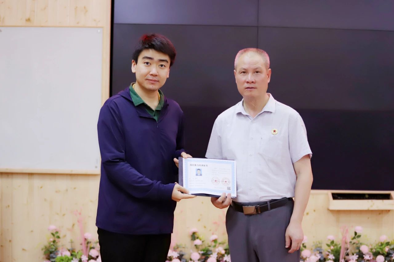 1729386182240235.jpg 1729386182240235.jpg