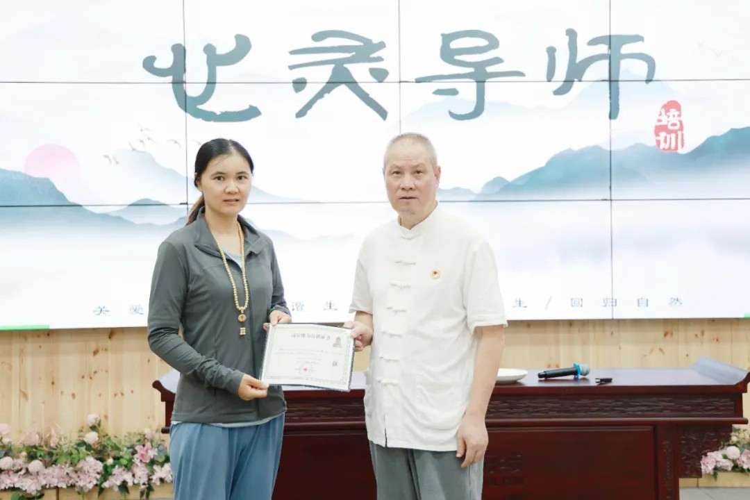 1729412409428343.jpg 1729412409428343.jpg