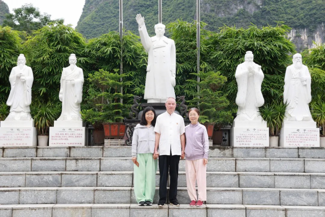 1729413880860298.jpg 1729413880860298.jpg