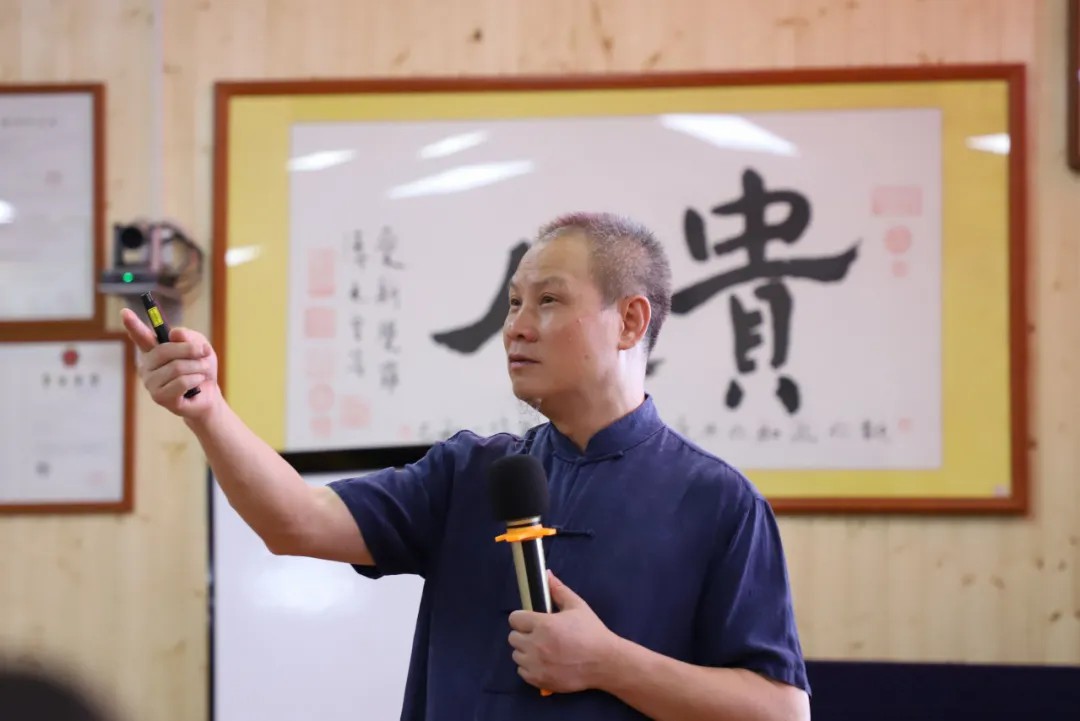 1729566660187355.jpg 1729566660187355.jpg