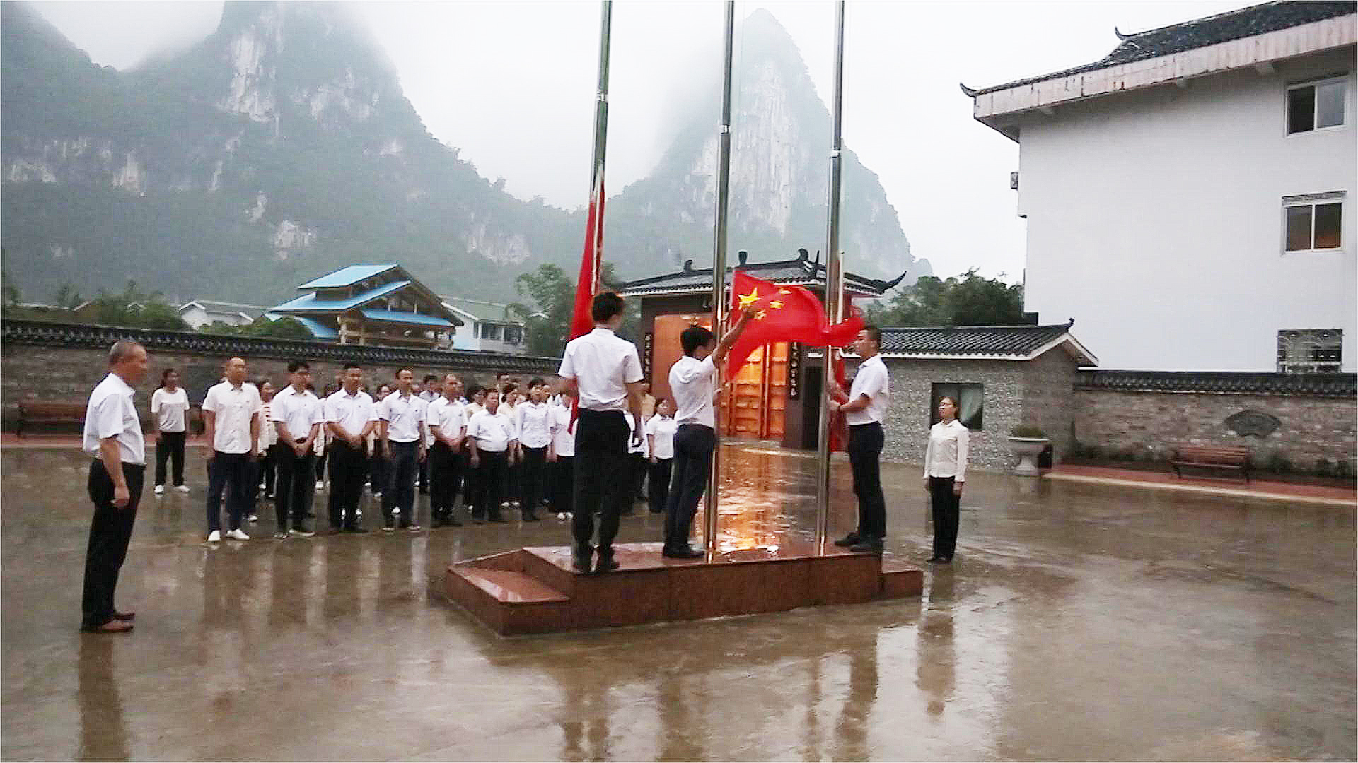 1731831551253176.jpg 1590054014106529.jpg