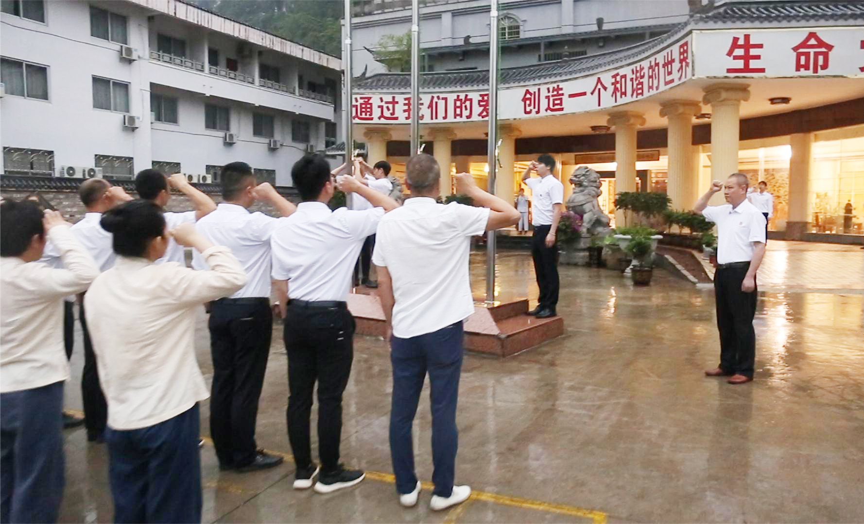 1731831564102785.jpg 1590054066175513.jpg