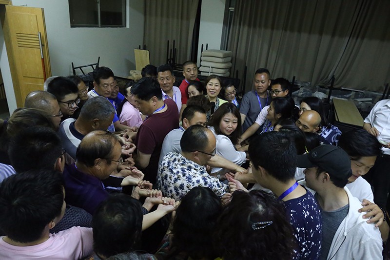 1731999384654781.jpg 1524914165429584.jpg