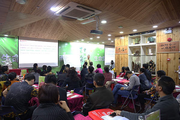 1732004653940034.jpg 1512812282296965.jpg