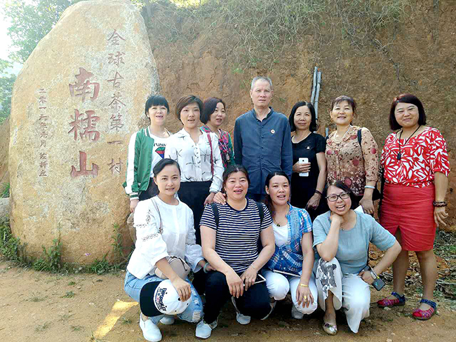 1732063389223809.jpg 1493631745135940.jpg