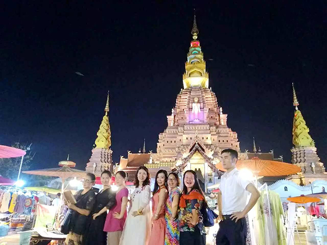 1732063688791216.jpg 1493632185588930.jpg