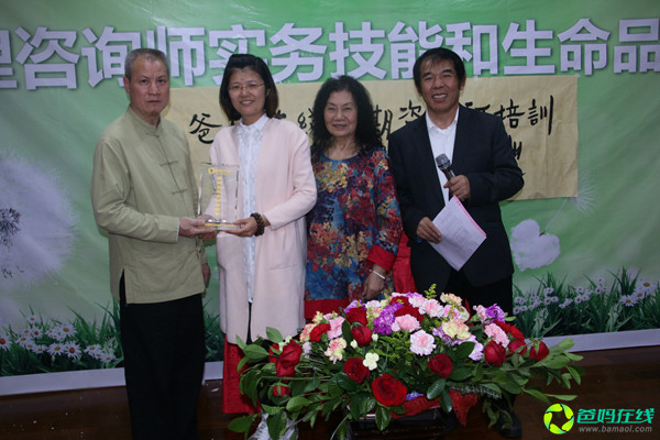 1732067200623987.jpg 58a517eb38736.jpg