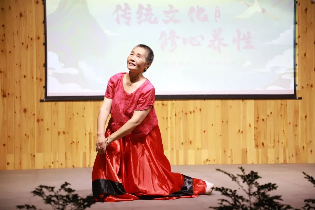 1752976529239945.jpg 1752976529239945.jpg